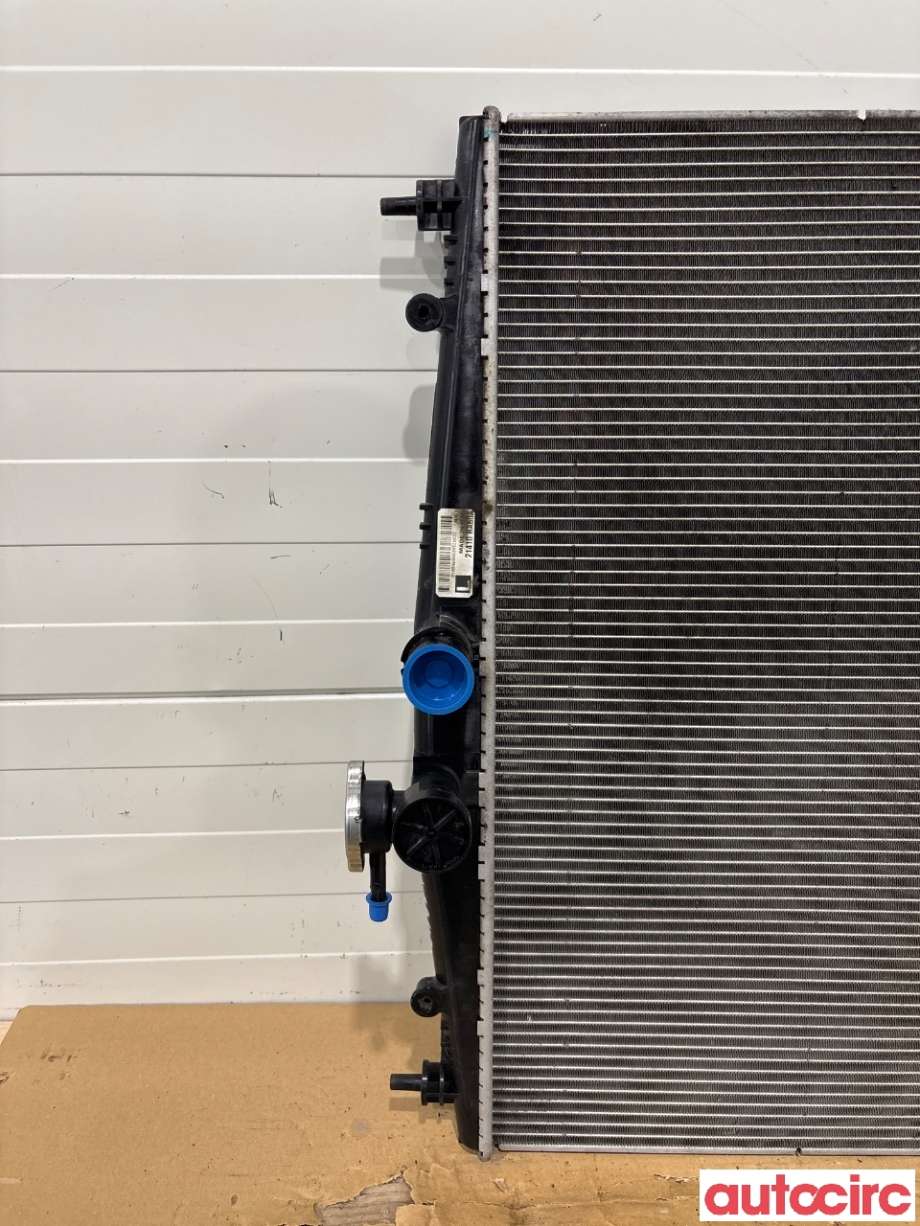 Radiator (automat gir) til Nissan Juke 2010-2014 (Fase 1) (NISSAN|21410BA60A|)