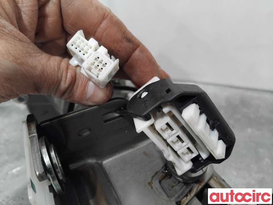 Rattaksel elektrisk servo til Toyota Avensis 2009-2015 (Type III, Fase 1)  (TOYOTA|4525005860|JJ002-008260|45250-05550)