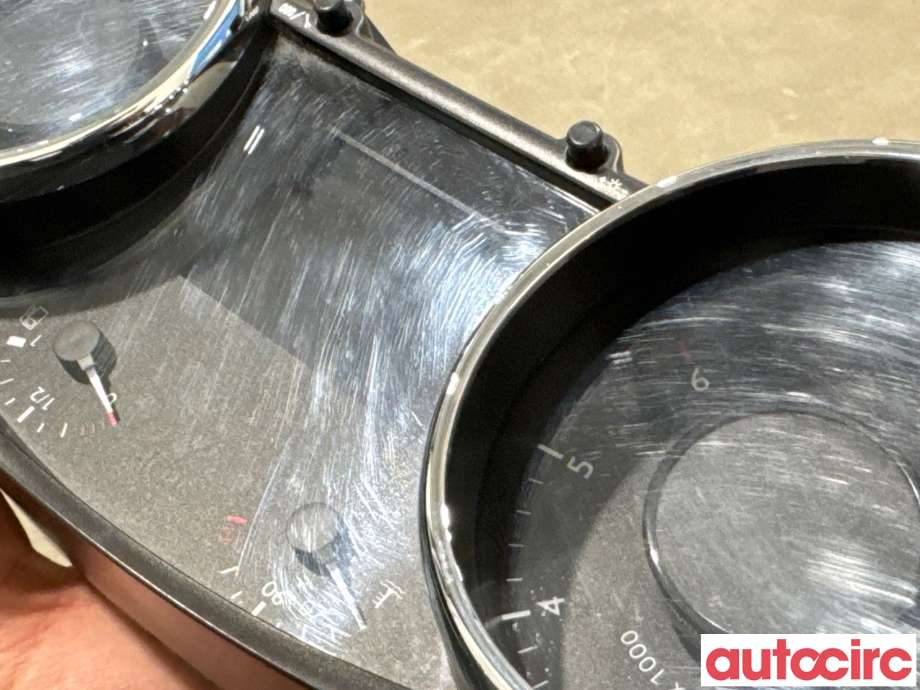 Instrumentpanel til Peugeot 5008 2010-2017 (Type I)  (PEUGEOT|6103Y4|69189-270U|9805170680)