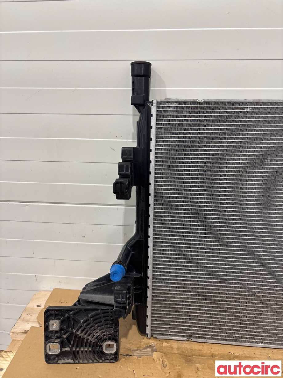 Radiator (automat gir) til VW ID.3 2020-->>  (VOLKSWAGEN|1EA121251B|)