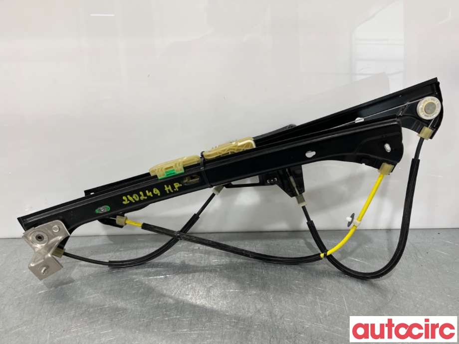 Ruteheis til VW Golf Sportsvan 2014-2018 (VOLKSWAGEN|510837462F|C16490-103)