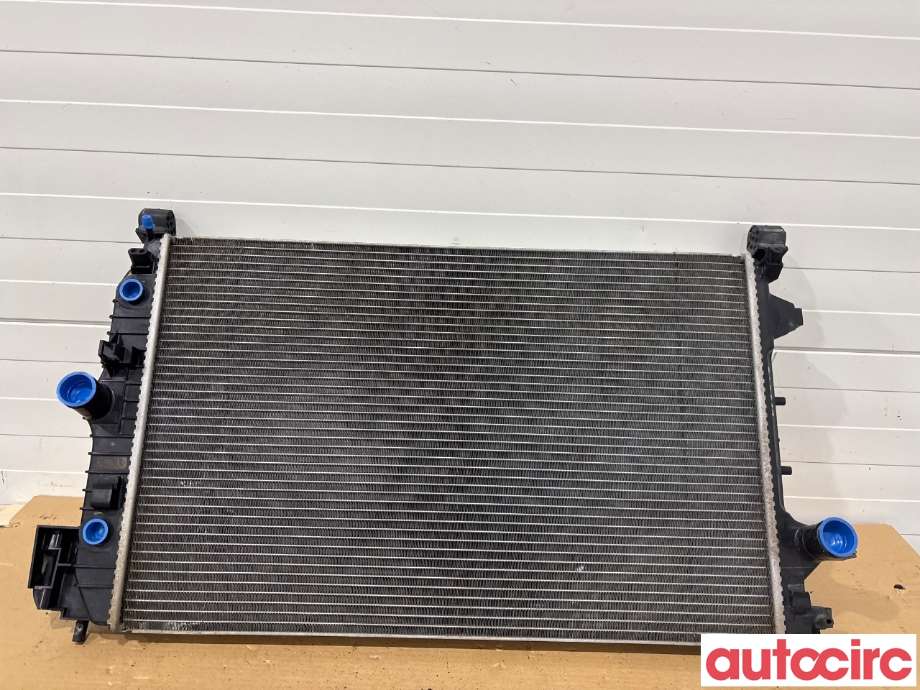 Radiator (automat gir) til Opel Vectra C, 2005-2008 (Type II)  (OPEL|13156387)