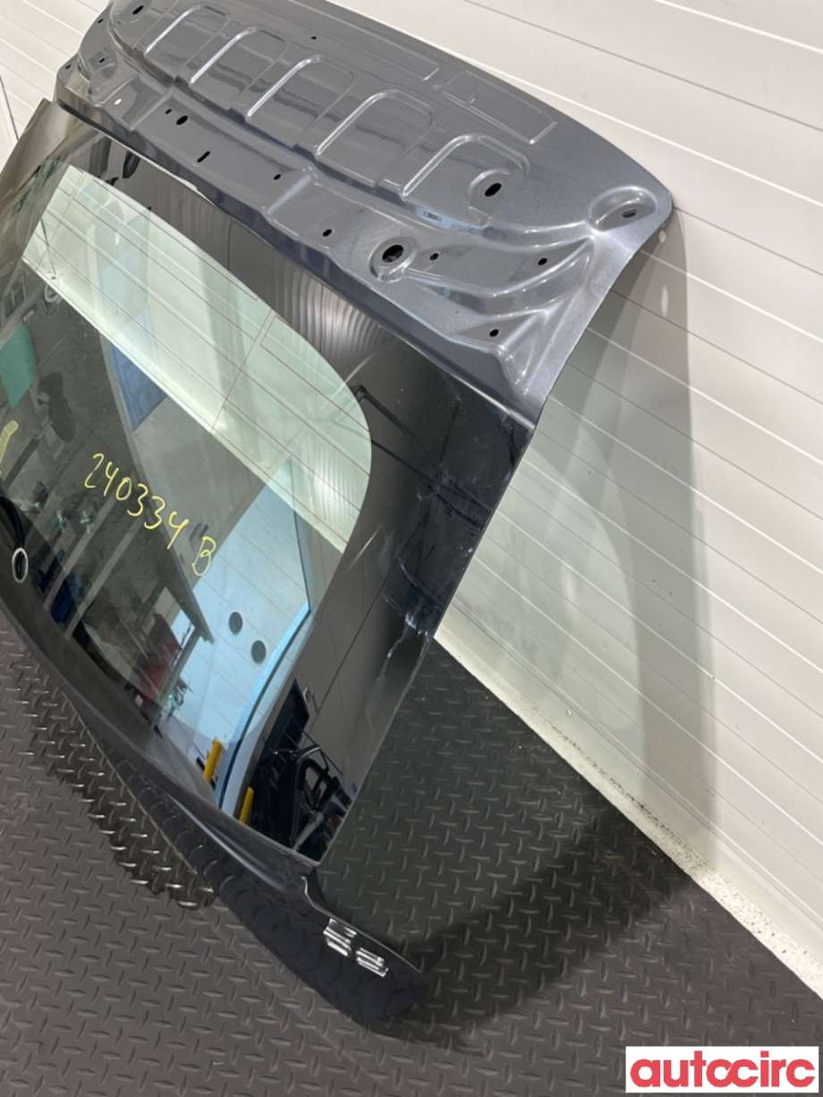 Bakluke til Volvo V40 2012-2019  (VOLVO|31457727|)