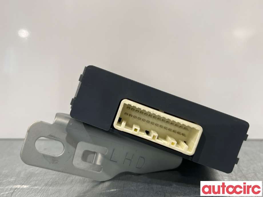 Styreenhet parkering til Mazda CX-5 2012-2017 (Type I) (MAZDA|KF01-67-UU0|KD45-67UU0)
