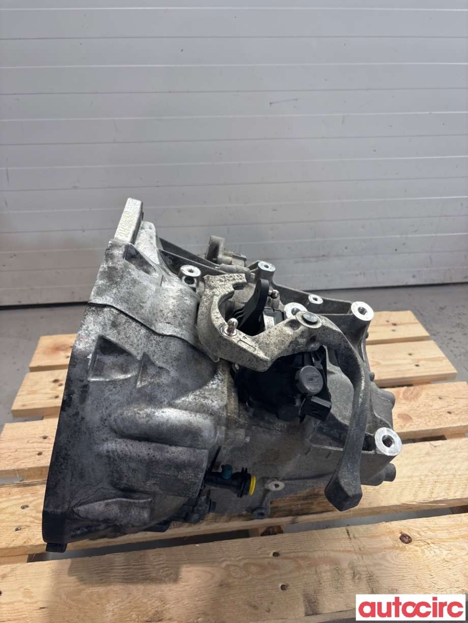 Girkasse manuell 6-trinn til Ford Transit Connect 2018-->> Type II, Fase 2  (FORD|2260266||KV6R-7002-AHB)