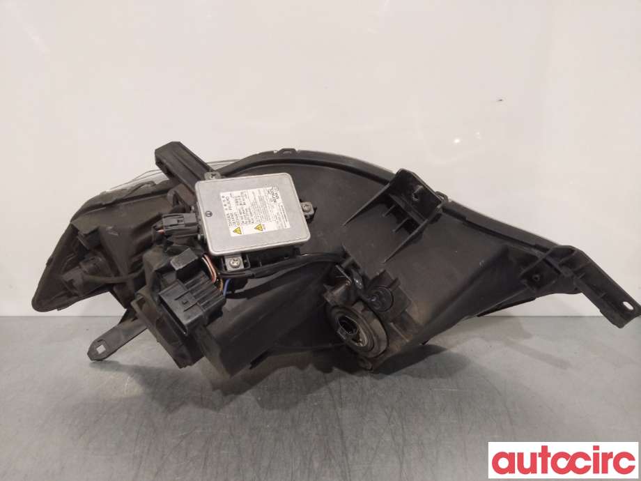 Frontlykt høyre xenon til Mitsubishi Outlander 2007-2010 (Type II, Fase 1)  (MITSUBISHI|8301A162)