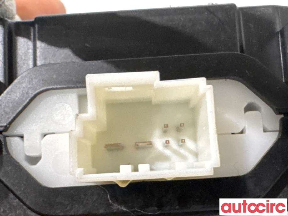 Baklukeåpner motor til BMW X5 2013-2018 (F15) (F15) (BMW|51247303443|163672-10)
