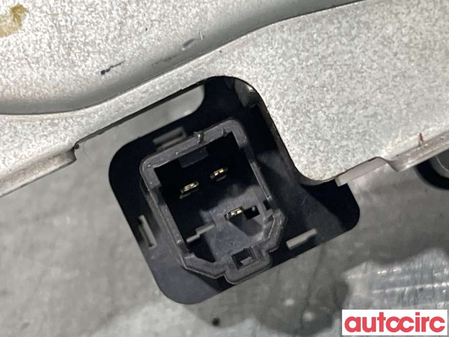 Viskermotor bakrute til Suzuki Swift 2005-2010  (SUZUKI|38810-63J00|)