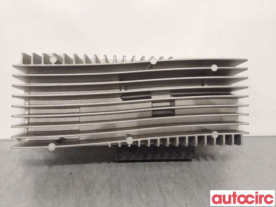 Bilstereo forsterker til Audi A5, 2007-2016 (Type I)  (AUDI|8R0035223F)