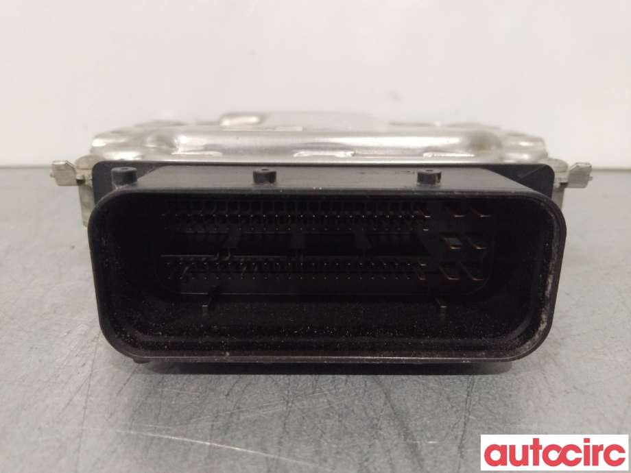 Diverse deler til BMW X5 2013-2018 (F15) (F15) (BMW|16197488140|0281030822|7390996-01)
