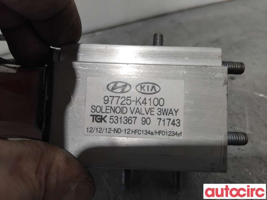 Diverse deler til Hyundai Kona 2017-2021 (Type I, Fase 1) (HYUNDAI|97725K4100|53136790|97725-K4100)