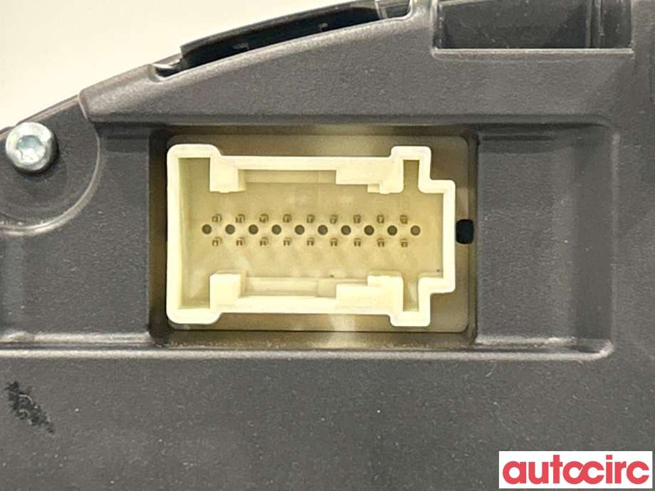 Instrumentpanel til Mercedes ML 2011-2015 (Fase 1) (W166) (W166) (MERCEDES|A1669008616|A1669003606)