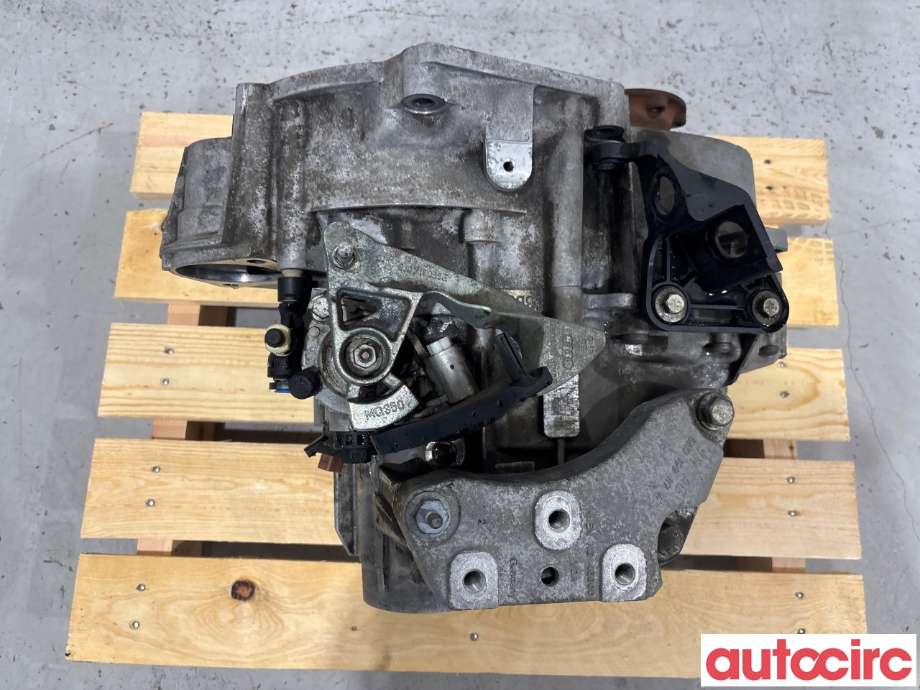 Girkasse manuell 6-trinn til VW Tiguan 2011-2016 (Type I, Fase 2) (VOLKSWAGEN|02Q300048T|NFZ|02Q300048TX)