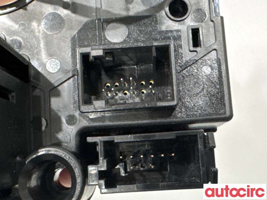 Bryter combi til BMW X3 2010-2017 (F25) (F25) (BMW|61319368601||9368601)