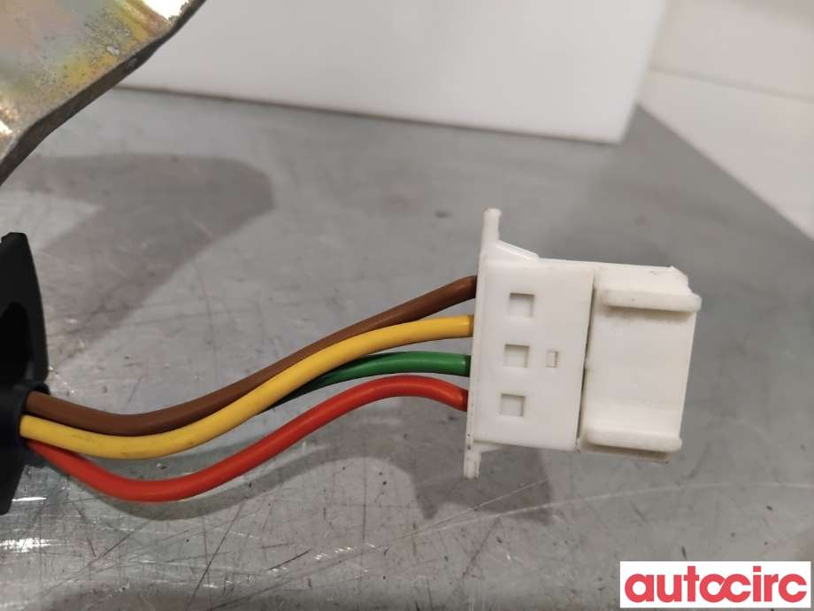 Viskermotor frontrute til Mercedes C-Klasse 2000-2004 (Fase 1) (W203) (W203) (MERCEDES|A2038200342|404518)