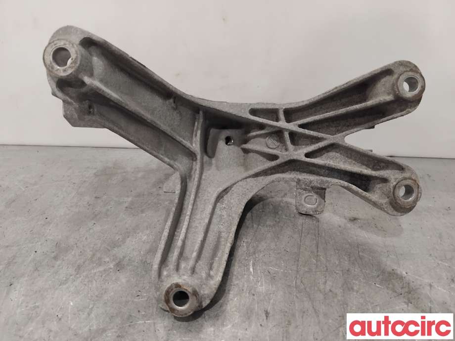 Motorfeste til Audi A5 2007-2016 (Type I)  (AUDI|8K0199308BE|)