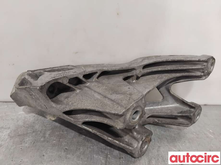 Motorfeste til Audi A5 2007-2016 (Type I)  (AUDI|8K0199307BP||8K0199307BE)