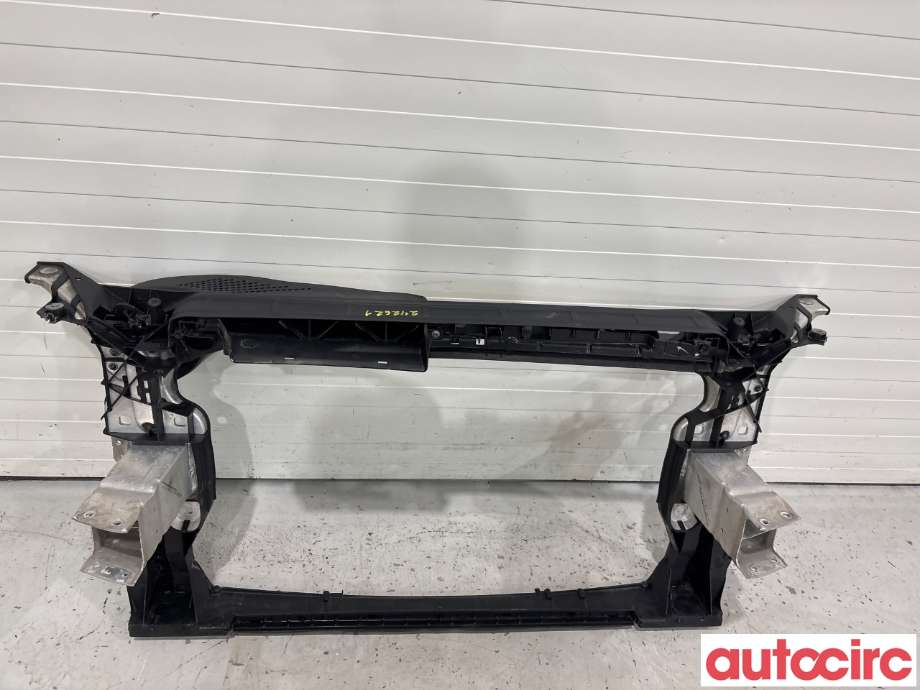 Frontplate til Audi A4 2015-2019 (Type V, Fase 1) (B9) (B9) (AUDI|8W0805594|)