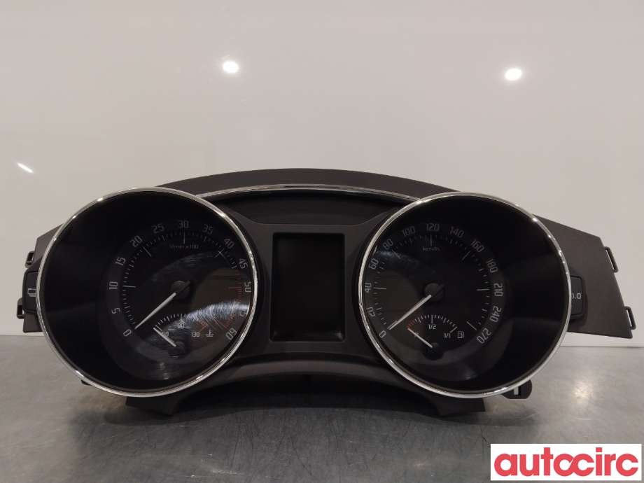 Instrumentpanel til Škoda Superb, 2008-2015 (Type II)  (SKODA|3T1920841H)