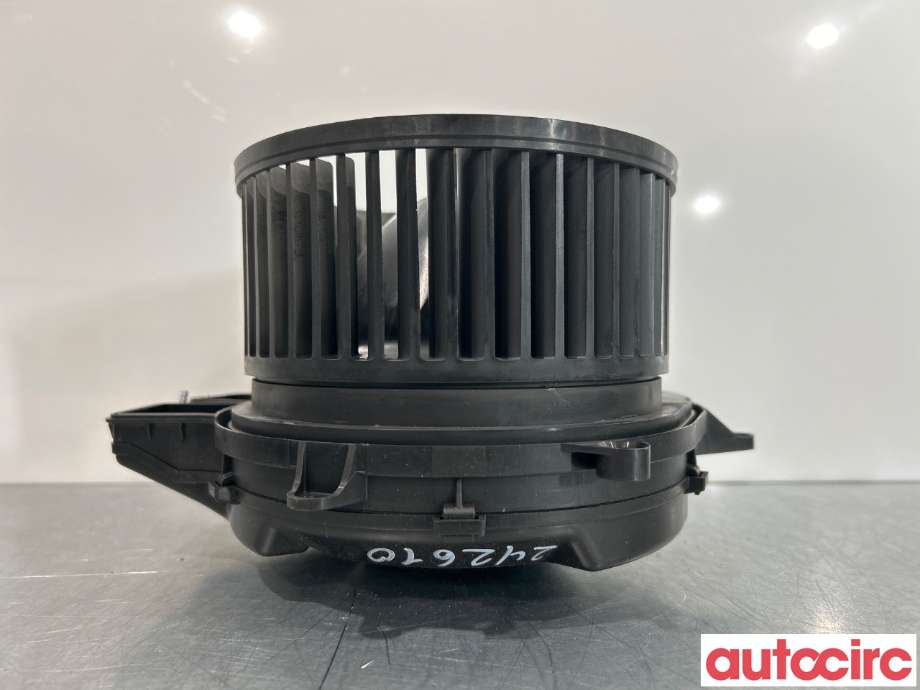 Varmeapparat motor til Mercedes ML 2011-2015 (Fase 1) (W166) (W166) (MERCEDES|A166906610064|A1669066100|)