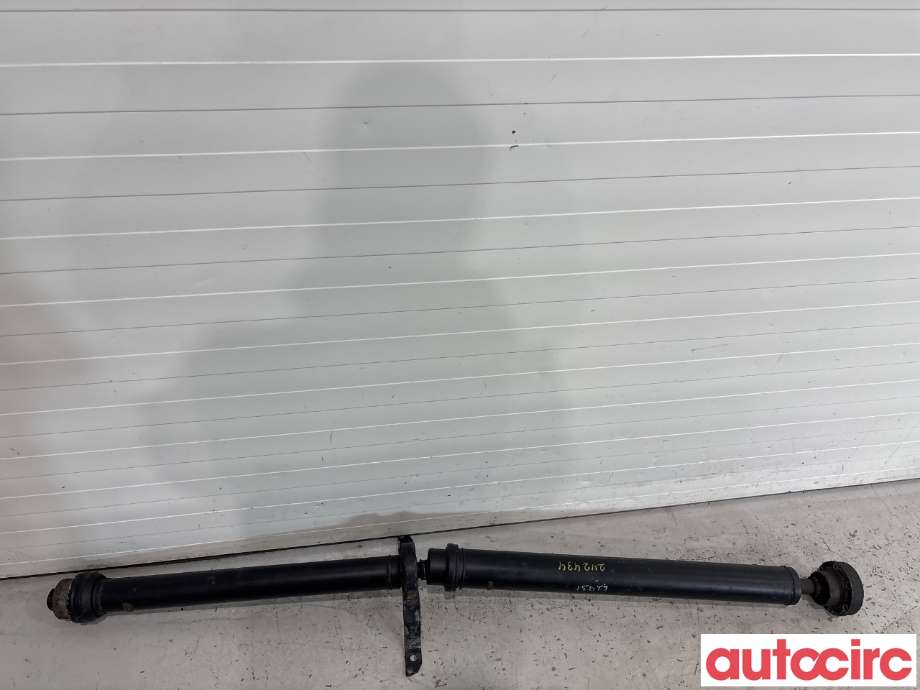 Mellomaksel til Audi A4 2007-2014 (Type IV) (B8) (B8) (AUDI|8K0521101N|8K0521101AA)