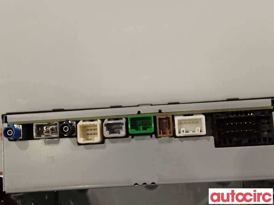 Multimedia display (MCU - Media Controller Unit) til Suzuki SX4 S-CROSS 2013-->> (Type II) (SUZUKI|39920-61MR3-ZCA|39920-62MG0)