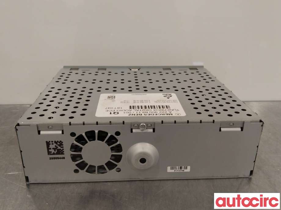 Bilstereo diverse til Mercedes C-Klasse, 2018-2021 (Fase 2) (W205) (W205) (MERCEDES|A2229008911)