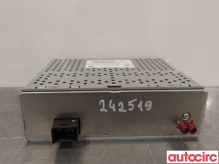 Bilstereo diverse til Mercedes C-Klasse 2018-2021 (Fase 2) (W205) (W205) (MERCEDES|A2229008911)