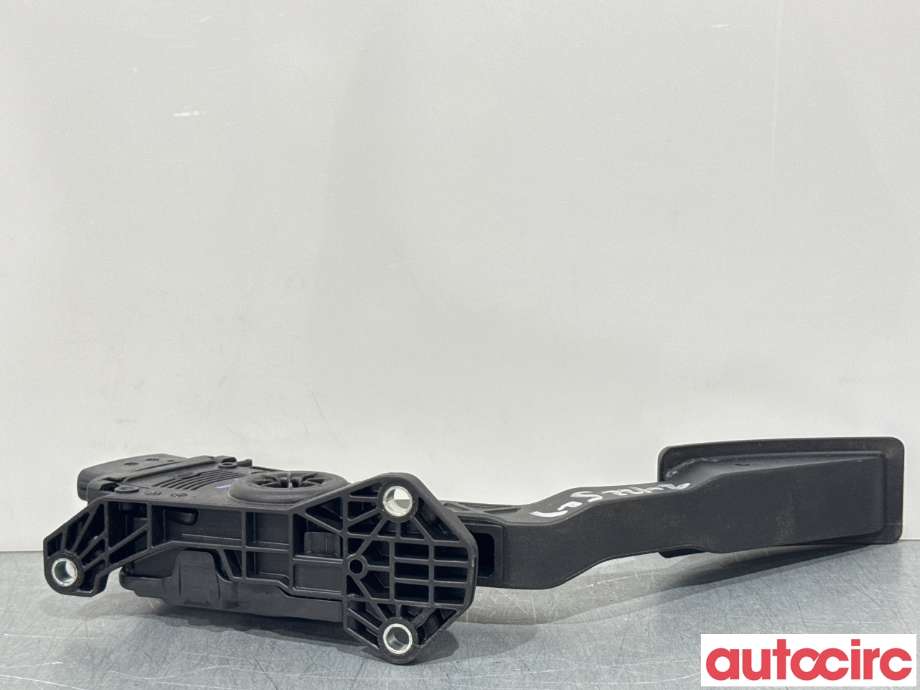 Pedal gass til Suzuki Vitara 2015-->> (Type IV)  (SUZUKI|49400-68L51|6PV009074-09)