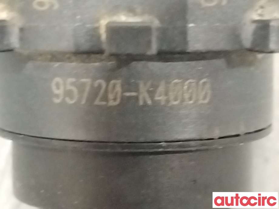 Parkeringssensor bak til Hyundai Kona 2017-2021 (Type I, Fase 1)  (HYUNDAI|95720J9000CA|95720K4000)