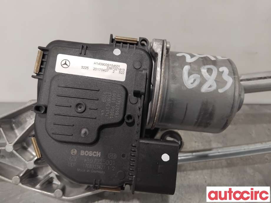 Viskermotor frontrute til Mercedes E-Klasse 2016-2023 (W213) (W213) (MERCEDES|A2138200540|1397225001)
