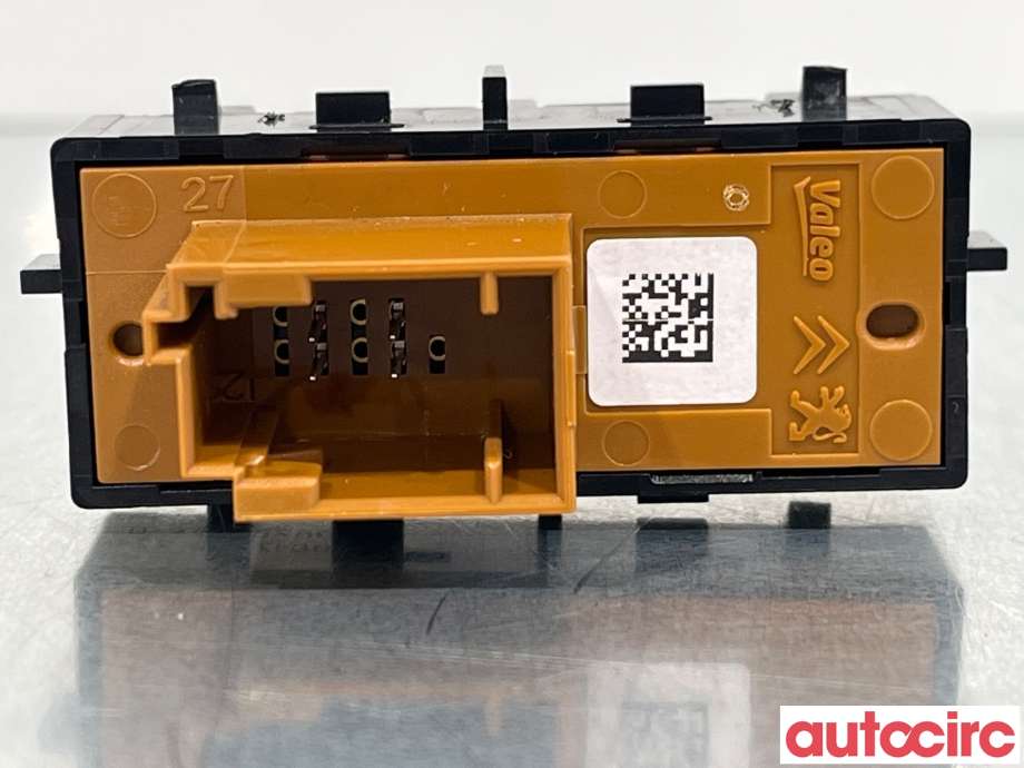 Diverse deler til Peugeot 2008 2013-2019 (Type I)  (PEUGEOT|96750154ZD)