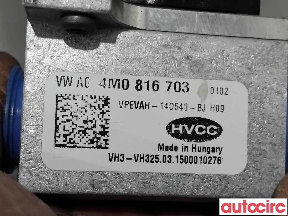 Diverse deler til VW e-Golf 2014-2017 (Fase 1) (VOLKSWAGEN|4M0816703A|4M0816703|4M0816703C)