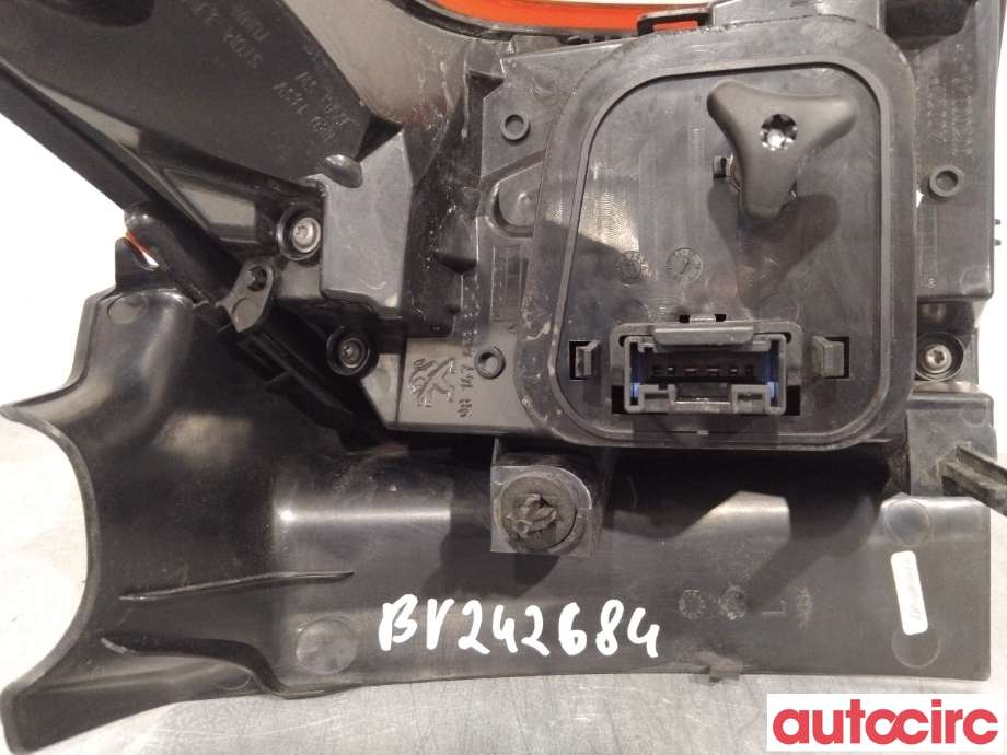 Baklykt venstre til Peugeot 2008 2013-2019 (Type I)  (PEUGEOT|9814747880|9826730480)