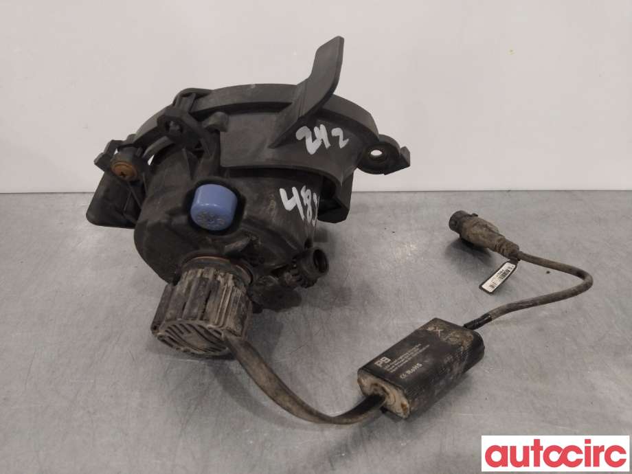Tåkelykt høyre foran til Toyota Urban Cruiser 2009-2014  (TOYOTA|812100D041|812100D042)