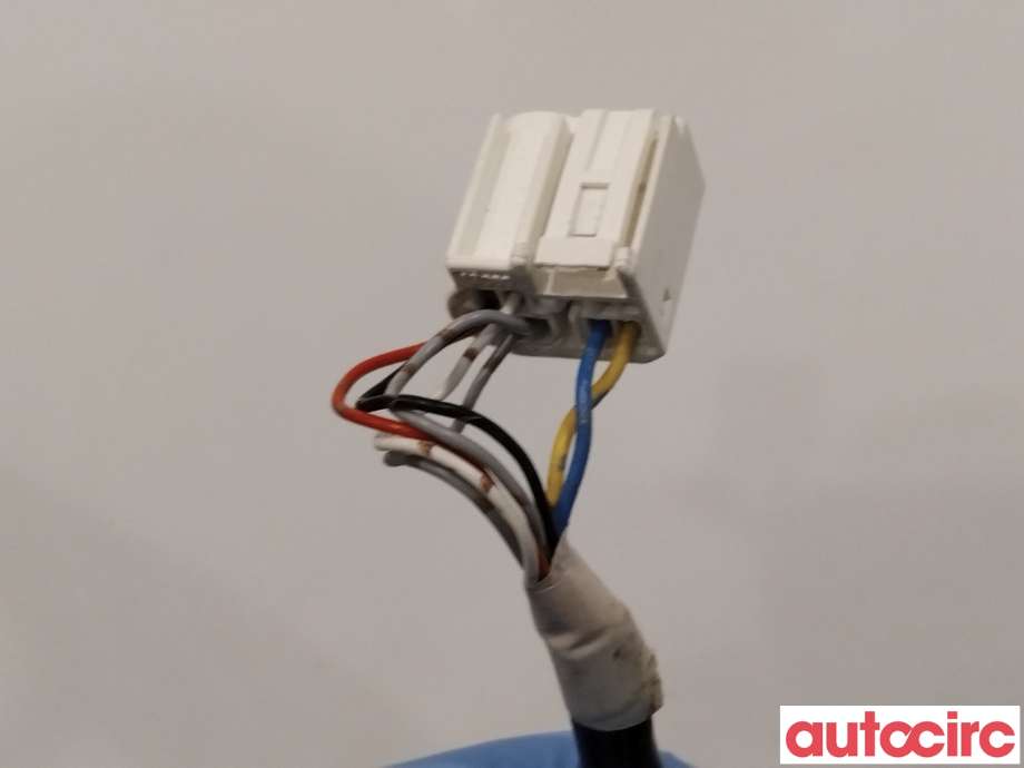 Speil venstre til Toyota Urban Cruiser 2009-2014  (TOYOTA|8794052B10)