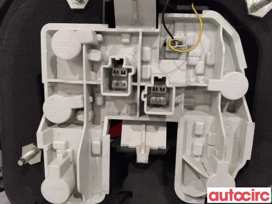 Baklykt venstre til Volvo S40 2008-2012 (Type II, Fase 2)  (VOLVO|30763492|P1007S40DXEU|31214608)