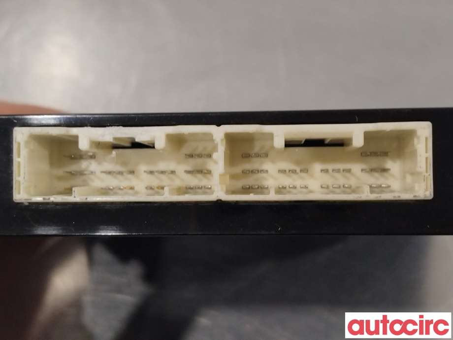 Styreenhet diverse til Toyota Avensis 2015-2019 (Type III, Fase 2)  (TOYOTA|896810F080)