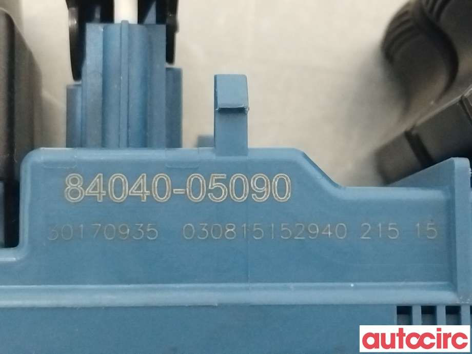 Bryter ruteheis til Toyota Avensis 2015-2019 (Type III, Fase 2)  (TOYOTA|8404005090)