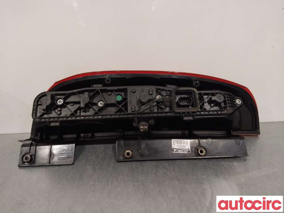 Baklykt høyre til Opel Combo D 2012-2018  (OPEL|95513785)