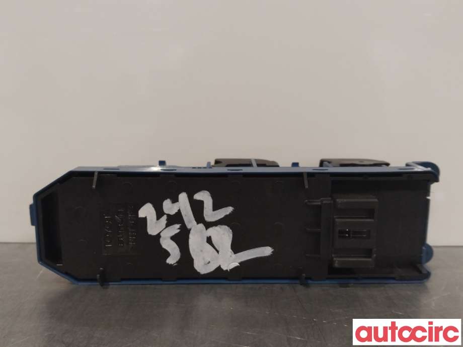 Bryter ruteheis til Toyota Avensis 2009-2015 (Type III, Fase 1)  (TOYOTA|8404005020)
