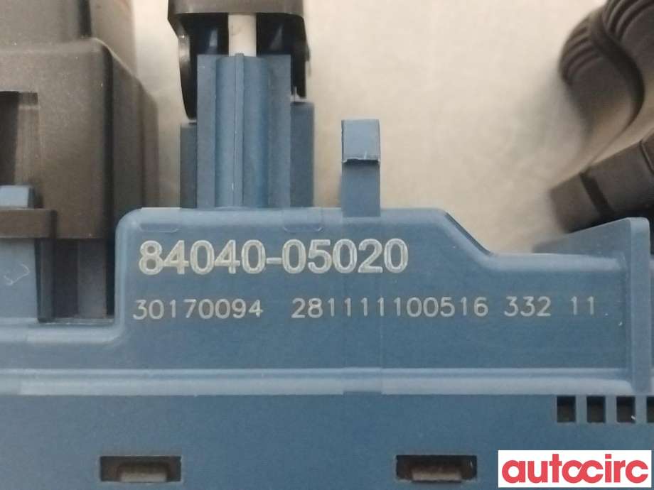 Bryter ruteheis til Toyota Avensis 2009-2015 (Type III, Fase 1)  (TOYOTA|8404005020)