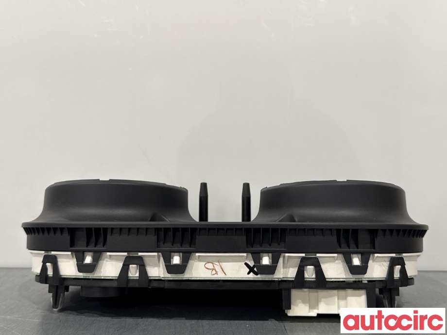 Instrumentpanel til Nissan Qashqai 2007-2010 (Type I, Fase 1)  (NISSAN|24810JD73E|)