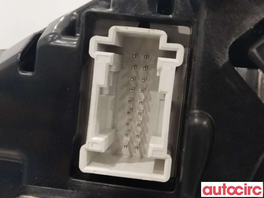 Instrumentpanel til Mercedes C-Klasse 2018-2021 (Fase 2) (W205) (W205) (MERCEDES|A2059006136)