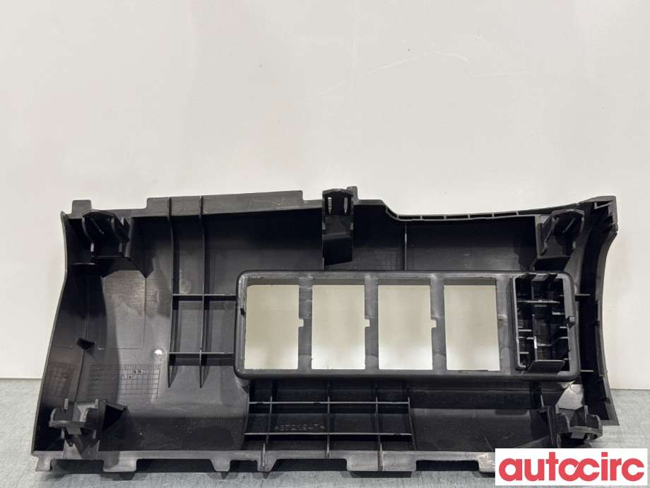 Innredning pakke til Suzuki Vitara 2015-->> (Type IV)  (SUZUKI|73832-86R10-5PK||73832-86R1-LH)
