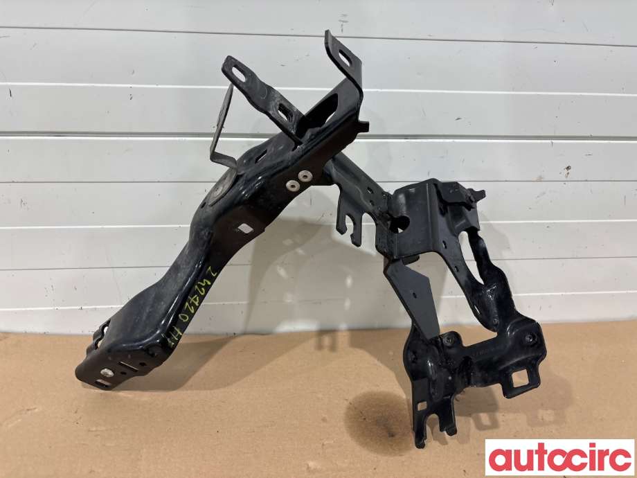 Frontplate øvre til BMW 5-Serie 2017-->> (G30/G31) (G30/G31) (BMW|51647383858|7383858)