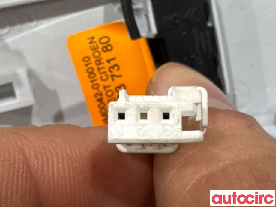 Taklyspanel til Peugeot 2008 2013-2019 (Type I)  (PEUGEOT|96781445PR|)