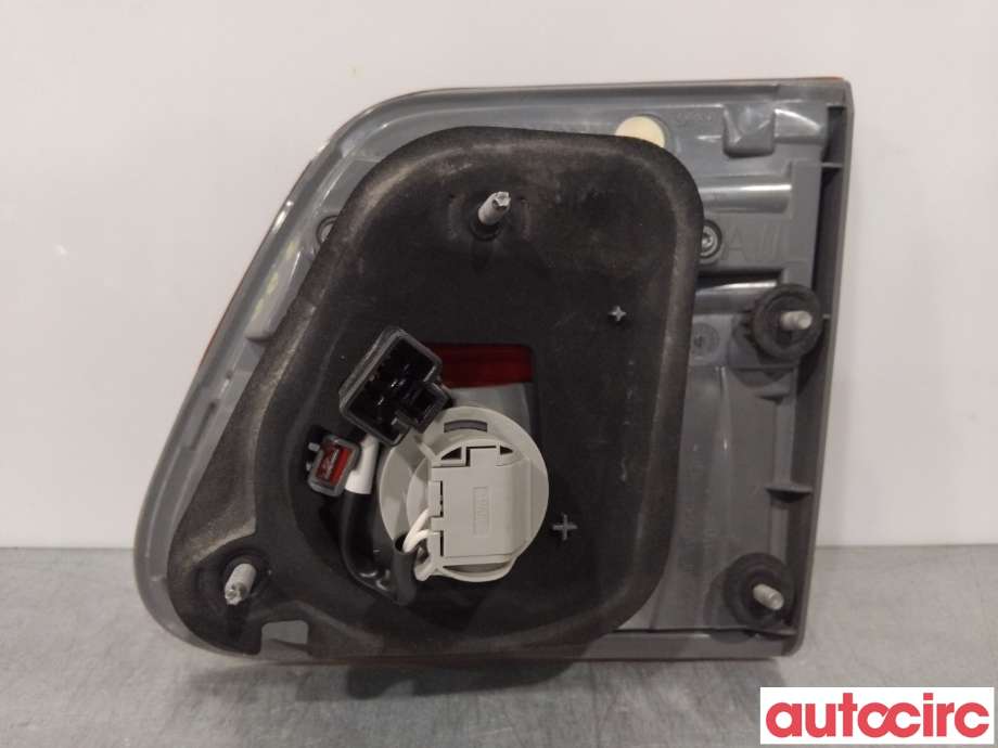 Baklykt venstre indre til Toyota Avensis 2009-2015 (Type III, Fase 1)  (TOYOTA|8159005140)