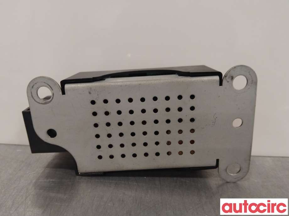 Antenne forsterker til VW Tiguan 2011-2016 (Type I, Fase 2)  (VOLKSWAGEN|5N0035570A)