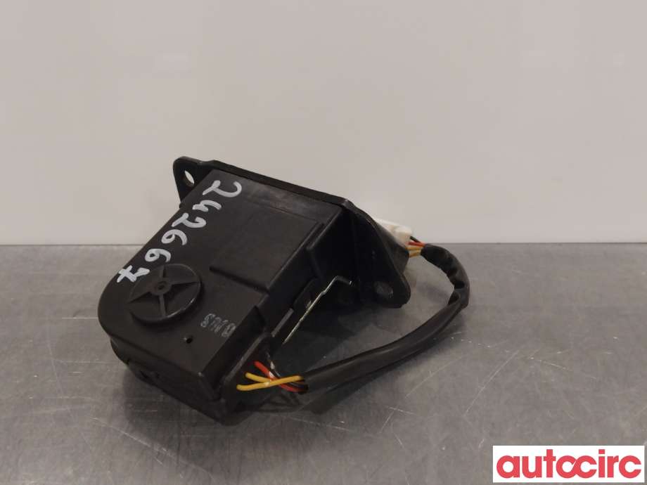 Baklukelås til Kia Rio 2011-2017 Type III  (KIA|812301W210|)